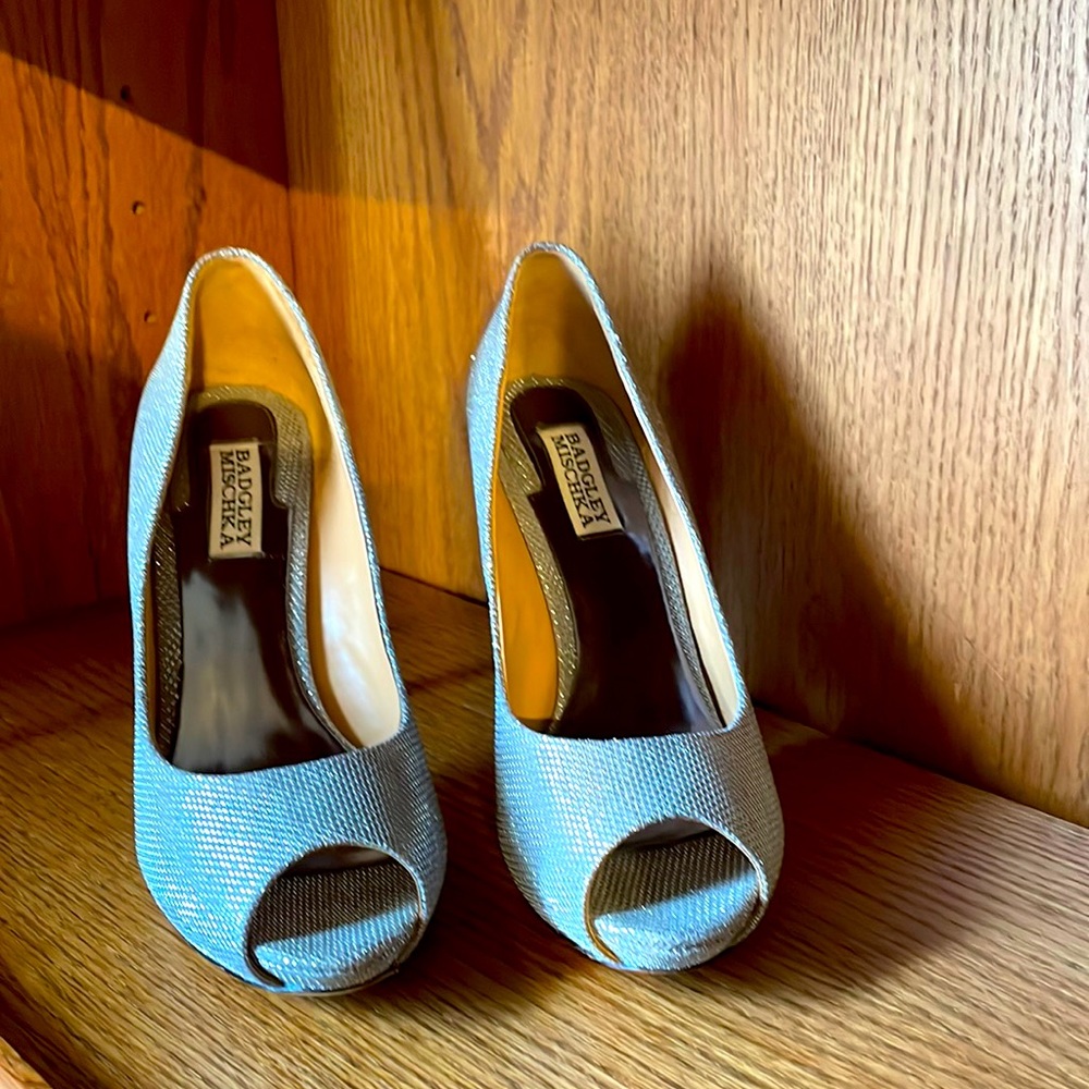 Badgley Mischka silver heels